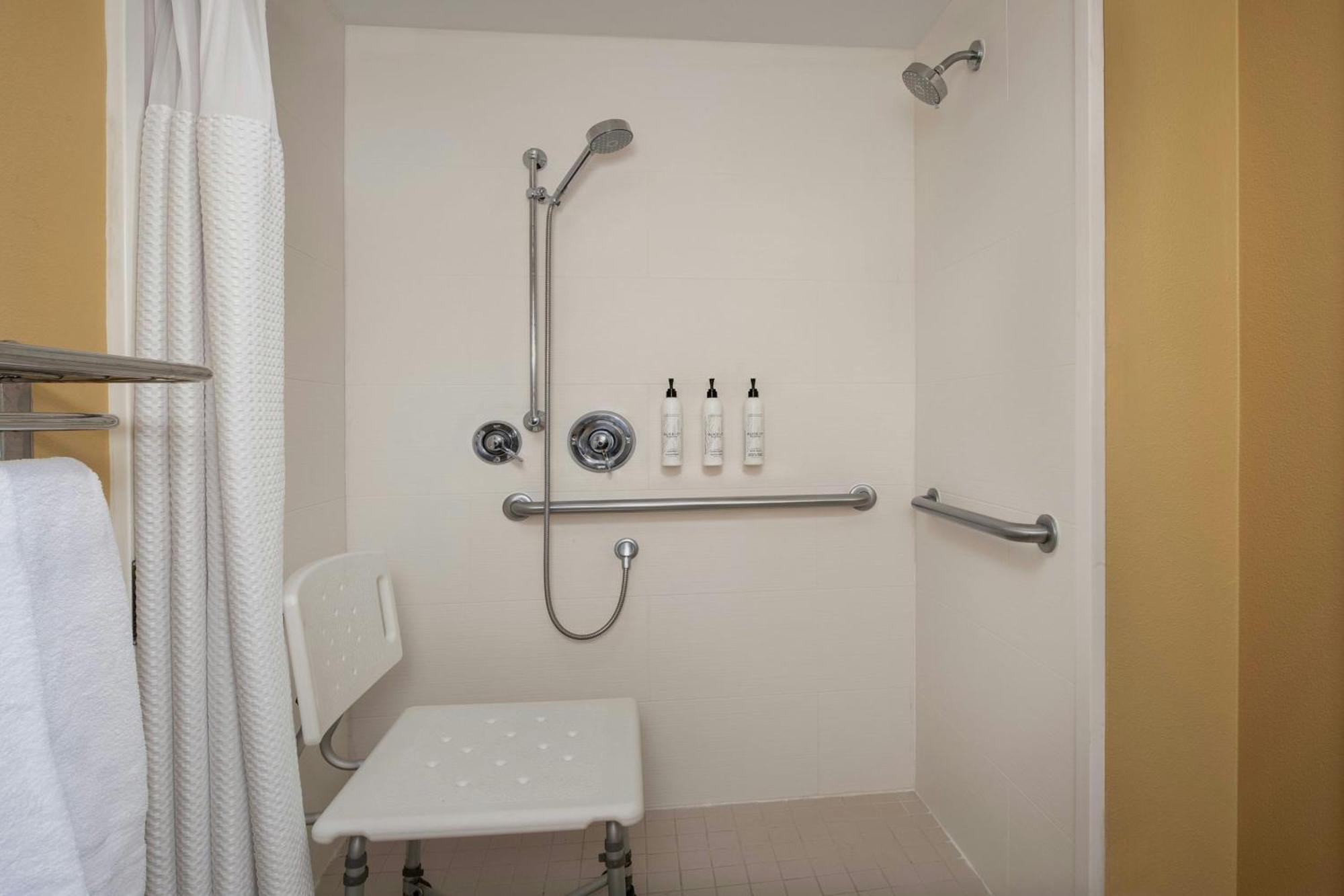 Towneplace Suites By Marriott Portland Hillsboro Eksteriør billede